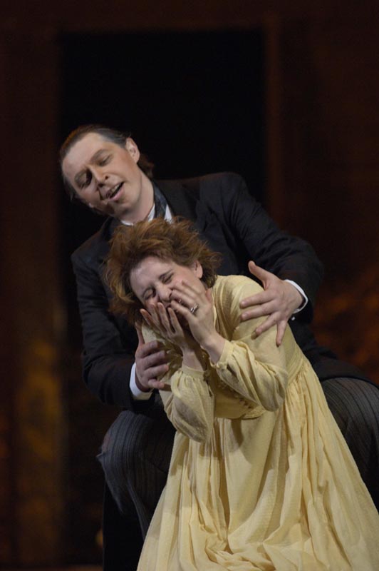 Acte IV (Antonia), , Konstantin Gorny (Miracle), Mara Bayo (Antonia)