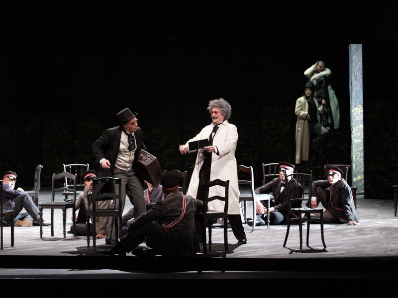 Acte II (Olympia), Katharine Goeldner (Niklausse), Aquiles Machado (Hoffmann), Konstantin Gorny (Coppelius)