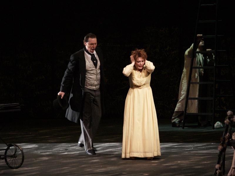 Acte IV (Antonia), , Konstantin Gorny (Miracle), Mara Bayo (Antonia)