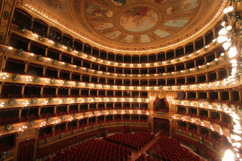 gorny-aida-palermo-dec-2008-003.jpg
