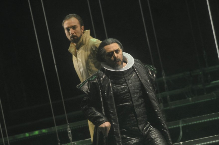 konstantin_gorny_don_carlo_karlsruhe_2009-05.JPG