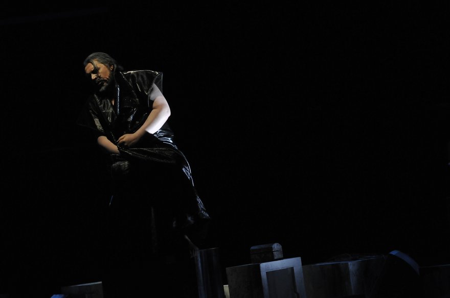 konstantin_gorny_don_carlo_karlsruhe_2009-20.JPG
