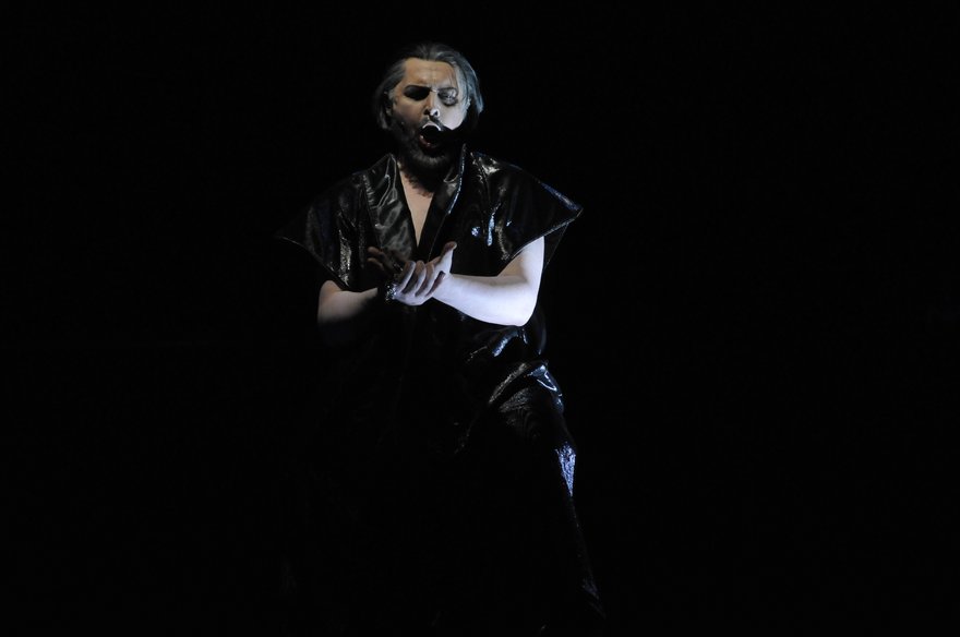 konstantin_gorny_don_carlo_karlsruhe_2009-21.JPG