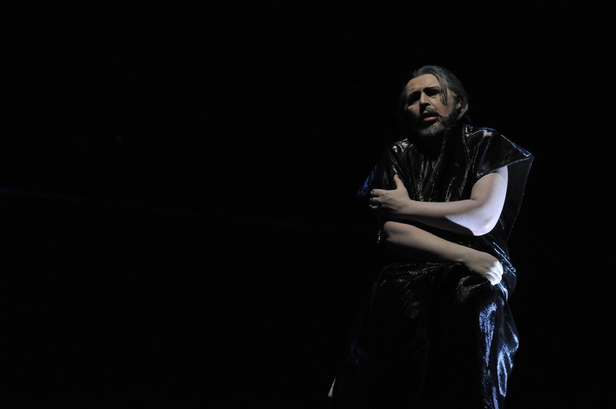konstantin_gorny_don_carlo_karlsruhe_2009-22.JPG