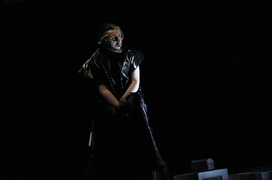 konstantin_gorny_don_carlo_karlsruhe_2009-24.JPG