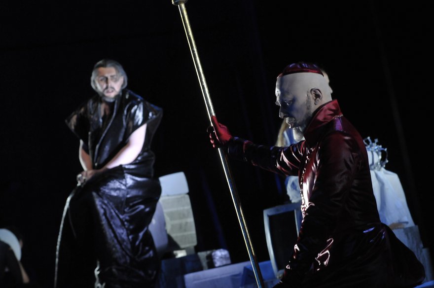 konstantin_gorny_don_carlo_karlsruhe_2009-27.JPG