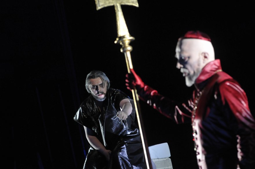 konstantin_gorny_don_carlo_karlsruhe_2009-32.JPG