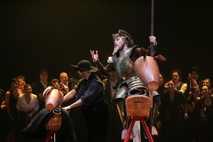 Acte I, Luiz Molz (Sancho Pana), Konstantin Gorny (Don Quichotte), Jules Massenet, "Don Quichotte", Ljubljana 2007