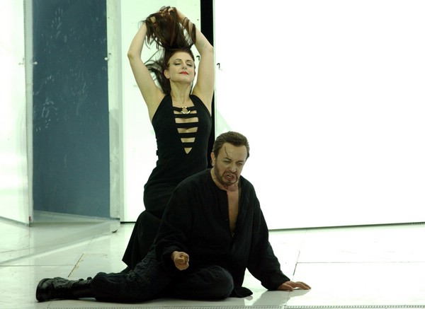 Leo Nucci (Macbeth) e Sylvie Valayre (Lady Macbeth)