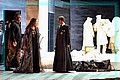 Phillip Joll (Macbeth),Konstantin Gorny (Banquo) e Tatiana Serjan (Lady Macbeth)