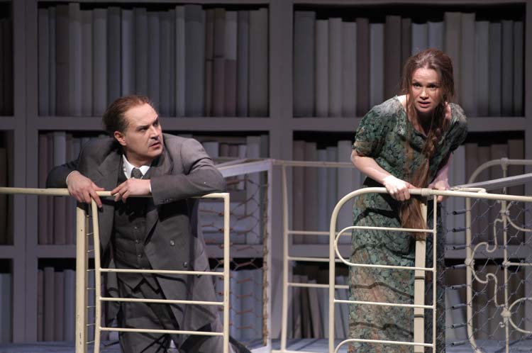 Atto III: Tnde Franko (Margarete), Mauro Nicoletti (Faust)