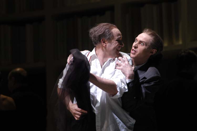 Atto IV: Konstantin Gorny (Mefisto), Mauro Nicoletti (Faust)